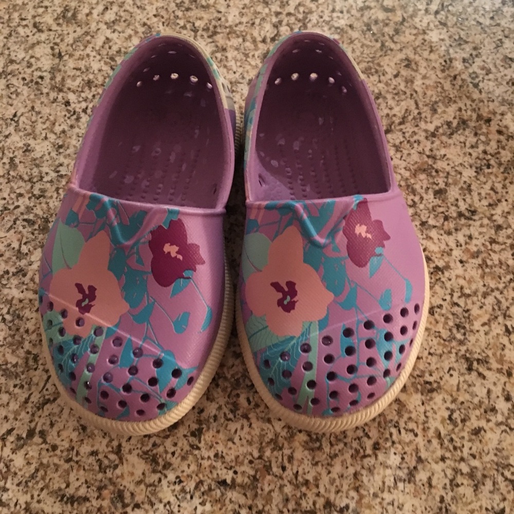 Native shoes for toddler